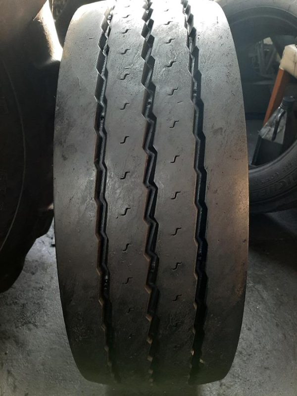 2x Opona używana ciężarowa 255/60R19.5 MICHELIN MAXI TRAILER XTA +E 600zł C2392 - obrazek 5