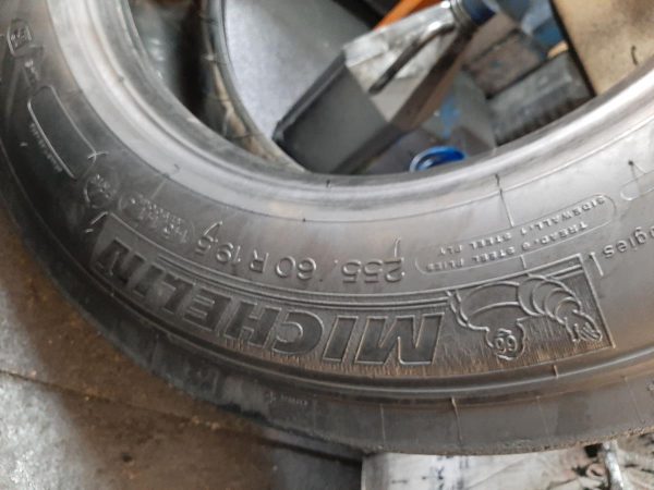 2x Opona używana ciężarowa 255/60R19.5 MICHELIN MAXI TRAILER XTA +E 600zł C2392 - obrazek 10