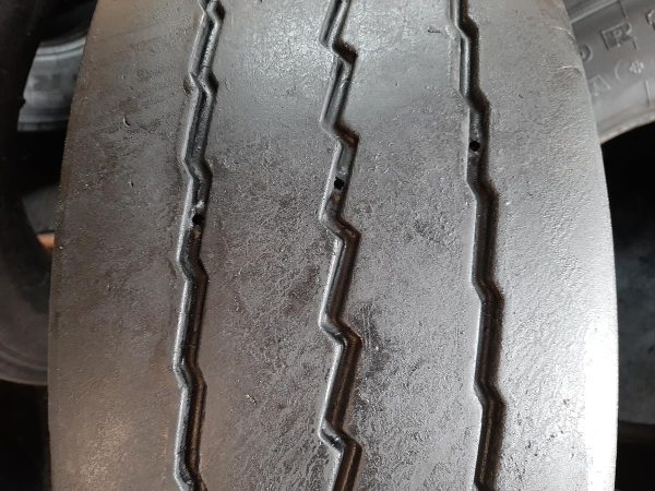 2x Opona używana ciężarowa 255/60R19.5 MICHELIN MAXI TRAILER XTA +E 350zł C2393 - obrazek 6