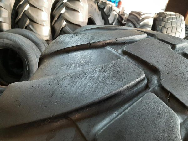 Opona używana rolnicza 560/60R22.5 BKT FL630 ULTRA 1300zł W4184 - obrazek 6