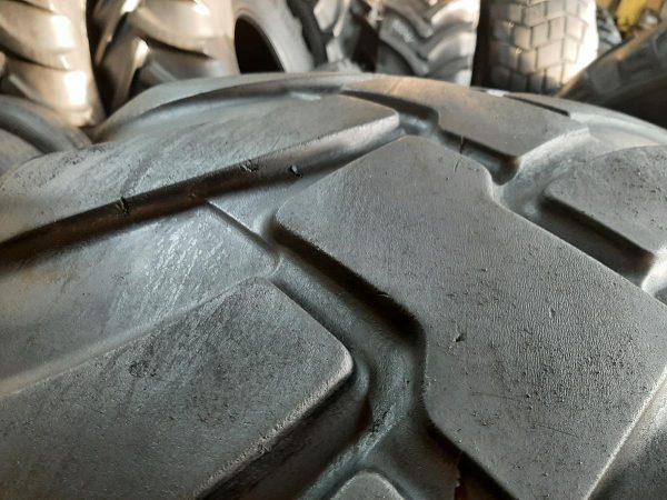 Opona używana rolnicza 560/60R22.5 BKT FL630 ULTRA 1300zł W4184 - obrazek 7