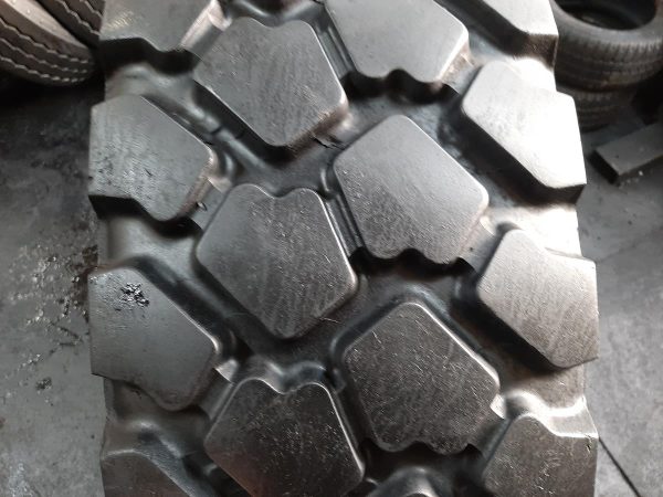 2x Opona używana przemysłowa 365/85R20 MICHELIN XZL 750zł W4187 - obrazek 5