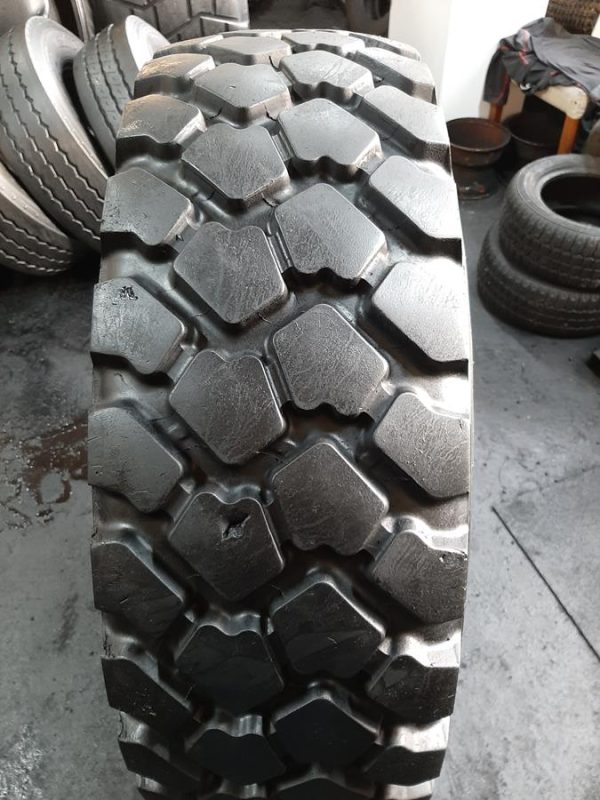 2x Opona używana przemysłowa 365/85R20 MICHELIN XZL 750zł W4187 - obrazek 4