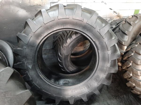 Opona używana rolnicza 14.9R30 MICHELIN AGRIBIB 1100zł W4192 - obrazek 2