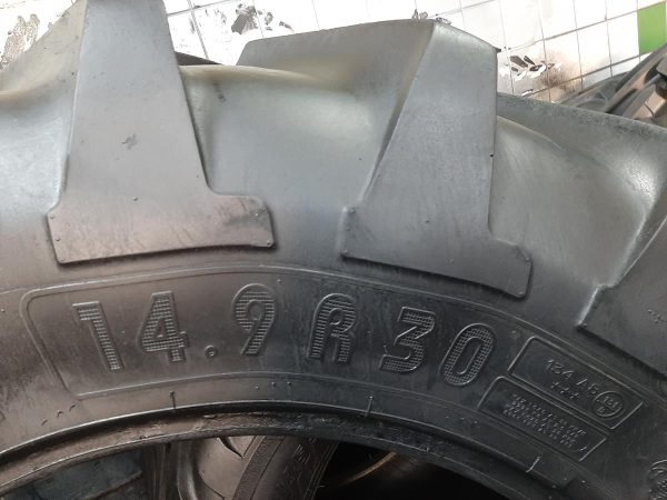 Opona używana rolnicza 14.9R30 MICHELIN AGRIBIB 1100zł W4192 - obrazek 3