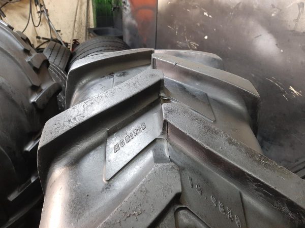 Opona używana rolnicza 14.9R30 MICHELIN AGRIBIB 1100zł W4192 - obrazek 5