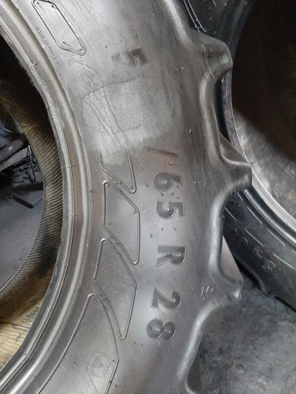Opona używana rolnicza 540/65R28 CONTINENTAL CONTRACT AC65 1500zł W4193 - obrazek 3