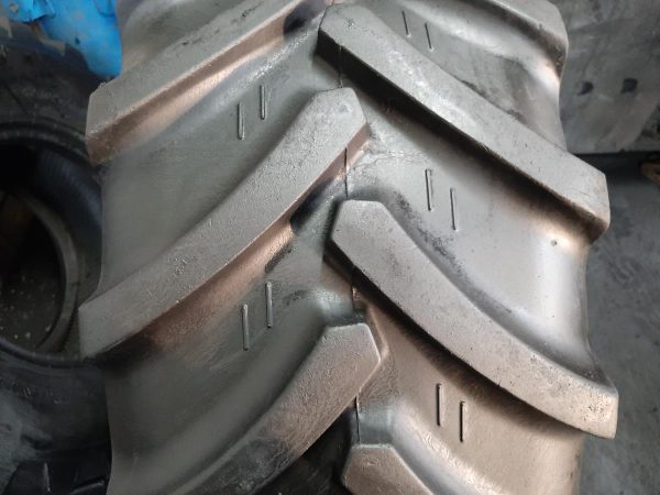 Opona używana rolnicza 480/64R24 CULTOR RD-03 900zł W4196 - obrazek 3