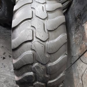 Opona używana przemysłowa 405/70R18 ; 15.5/70R18 DUNLOP 600zł W4197