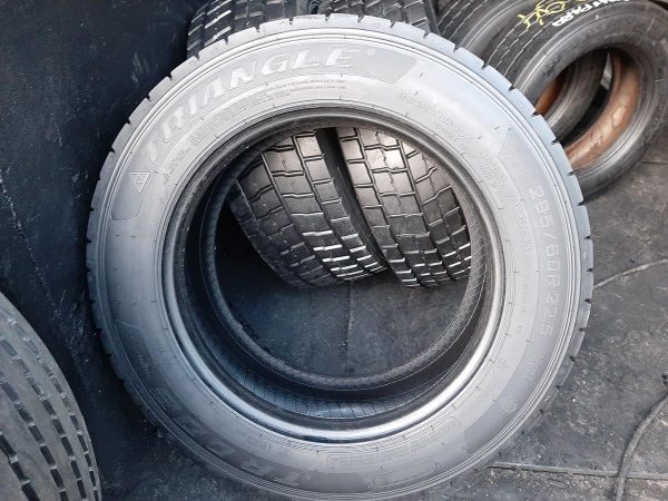 4x Opona używana ciężarowa 295/60R22.5 TRIANGLE TRD06 300zł C2397 - obrazek 2