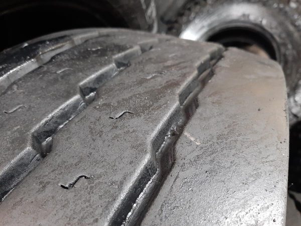 4x Opona używana ciężarowa 255/60R19.5 MICHELIN MAXI TRAILER XTA +E 500zł(szt.) C2398 - obrazek 5