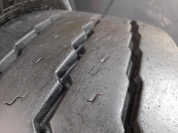 4x Opona używana ciężarowa 255/60R19.5 MICHELIN MAXI TRAILER XTA +E 500zł(szt.) C2398 - obrazek 6