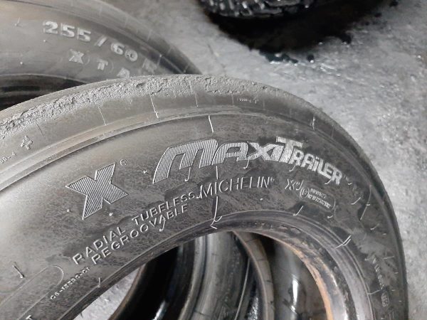 4x Opona używana ciężarowa 255/60R19.5 MICHELIN MAXI TRAILER XTA +E 500zł(szt.) C2398 - obrazek 11