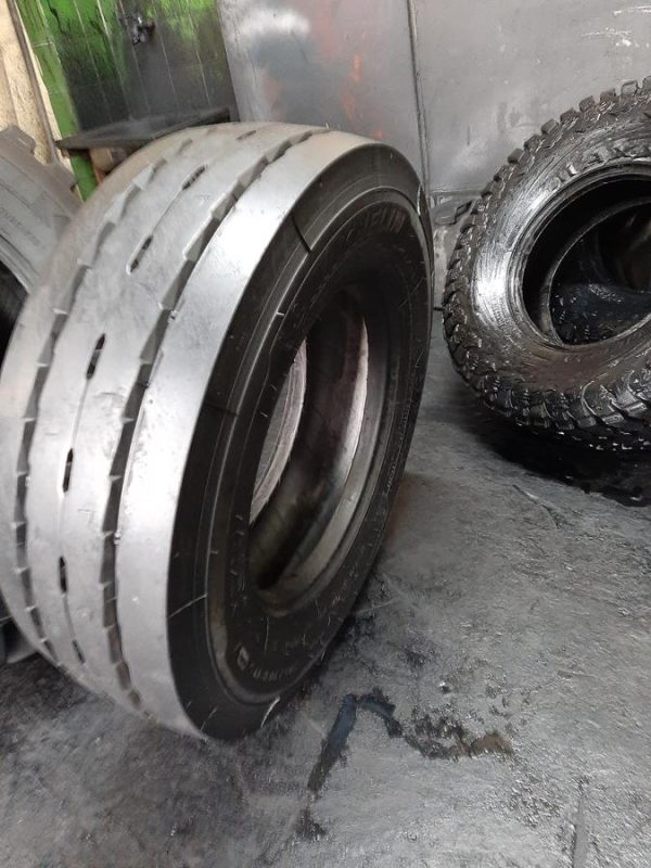 Opona używana ciężarowa 245/70R17.5 MICHELIN X MULTI T 600zł C2399 - obrazek 10