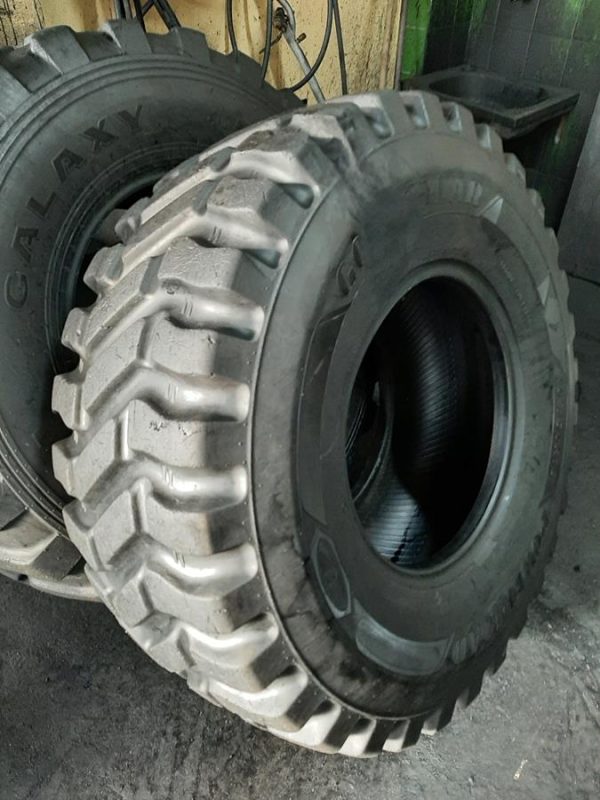 Opona używana przemysłowa 405/70R18 GOODYEAR POWERLOAD 750zł W4199 - obrazek 2