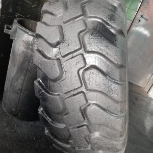 Opona używana przemysłowa 405/70R20 16/70R20 GALAXY MULTITOUGH 700zł W4200