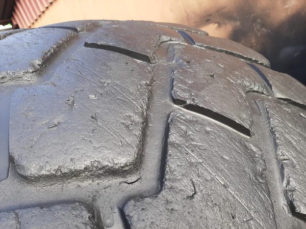 Opona używana przemysłowa 875/65R29 MICHELIN XHA2; 3500zł W4201 - obrazek 13