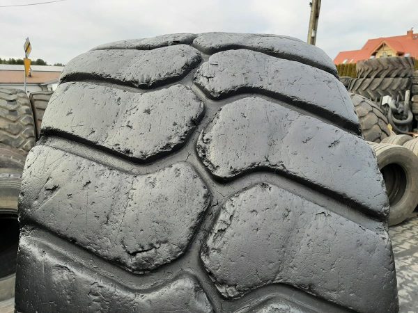 2x Opona używana przemysłowa 875/65R29 MAGNA M-TERRAIN 4500zł W4203 - obrazek 6