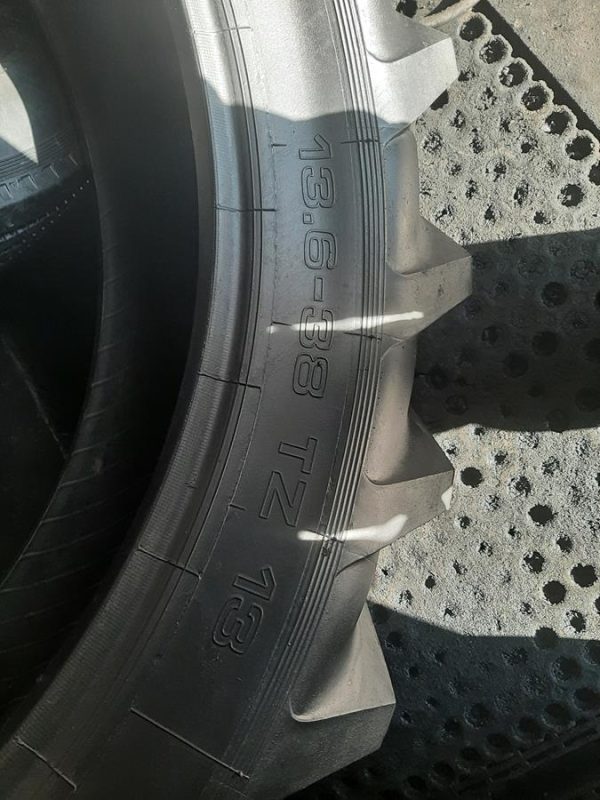 Opona używana rolnicza 13.6-38 BARUM TZ13 900zł  W4204 - obrazek 3