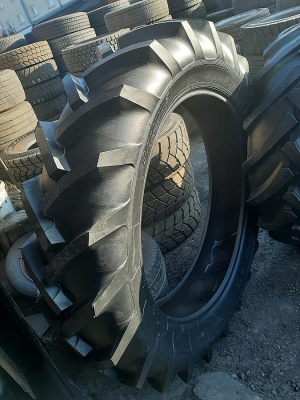 Opona używana rolnicza 13.6-38 BARUM TZ13 900zł  W4204 - obrazek 15