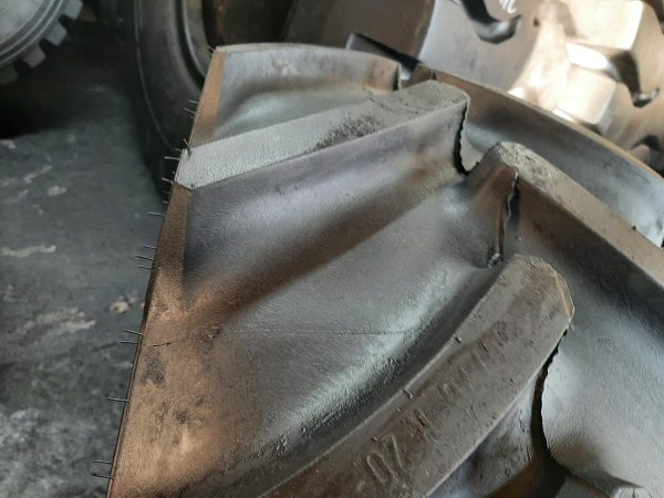 Opona używana rolnicza 360/70R20 MITAS AC70T 800zł W4205 - obrazek 12
