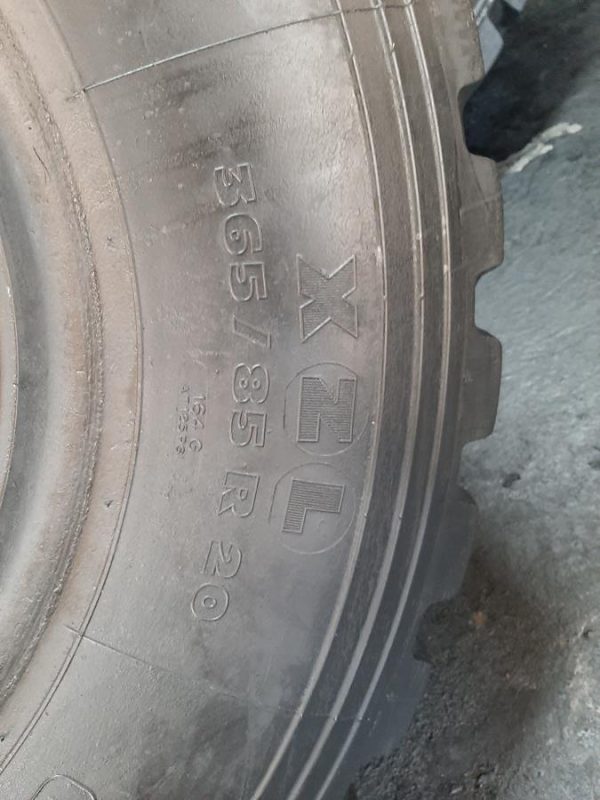 Opona używana przemysłowa 365/85R20 MICHELIN XZL 700zł W4207 - obrazek 3