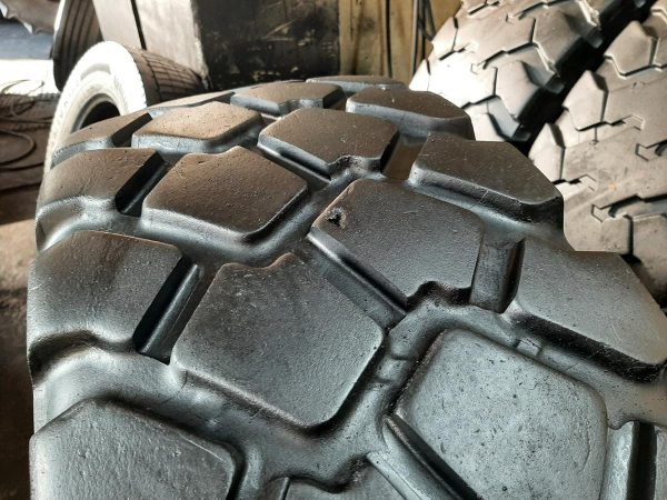 Opona używana przemysłowa 365/85R20 MICHELIN XZL 700zł W4207 - obrazek 9