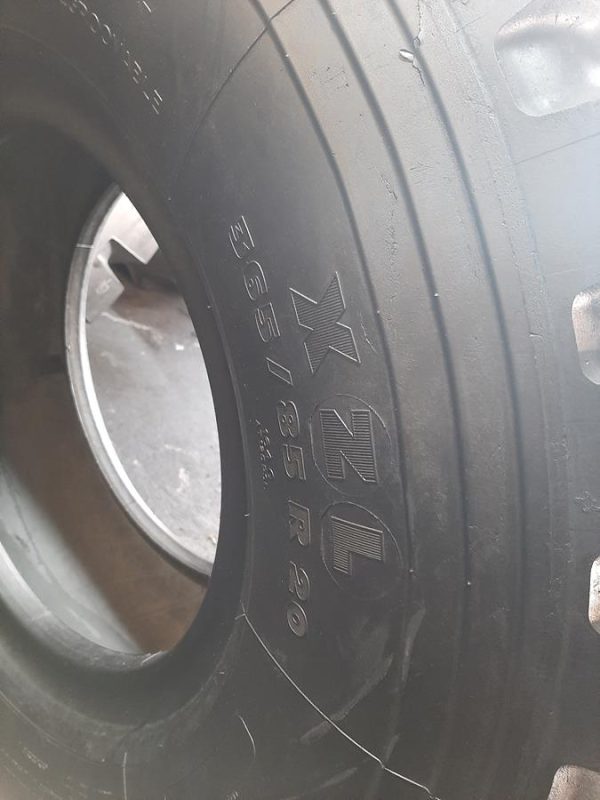 Opona używana przemysłowa 365/85R20 MICHELIN XZL 700zł W4207 - obrazek 13