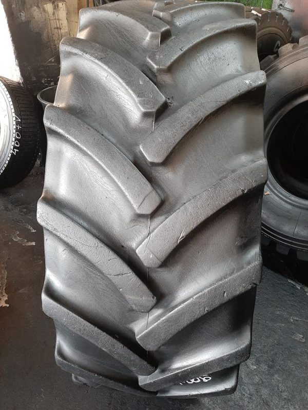 Opona używana rolnicza 480/65R28 CONTINENTAL CONTRACT AC65; 900zł W4209