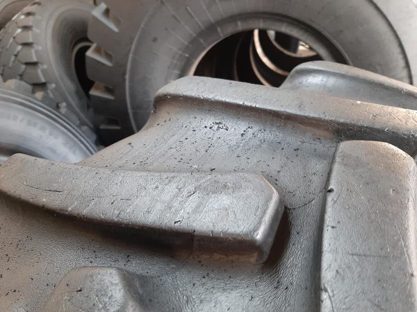 Opona używana rolnicza 480/65R28 CONTINENTAL CONTRACT AC65; 900zł W4209 - obrazek 13