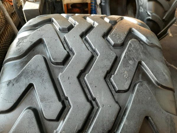 Opona używana rolnicza 620/40R22.5 VREDESTEIN FLOTATION PRO 1700zł W4210 - obrazek 5