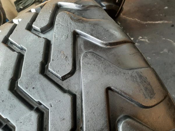 Opona używana rolnicza 620/40R22.5 VREDESTEIN FLOTATION PRO 1700zł W4210 - obrazek 11