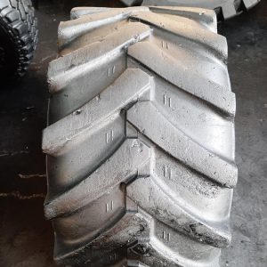 Opona używana przemysłowa 15.5/55-17 15.5/55R17 MITAS 300zł W4212