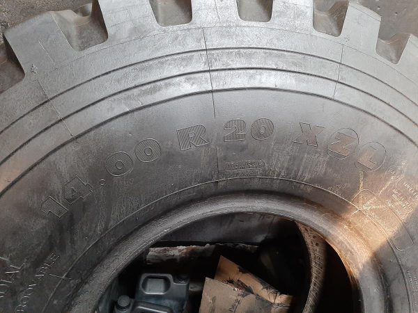 Opona używana przemysłowa 14.00R20 MICHELIN XZL 800zł W4219 - obrazek 3