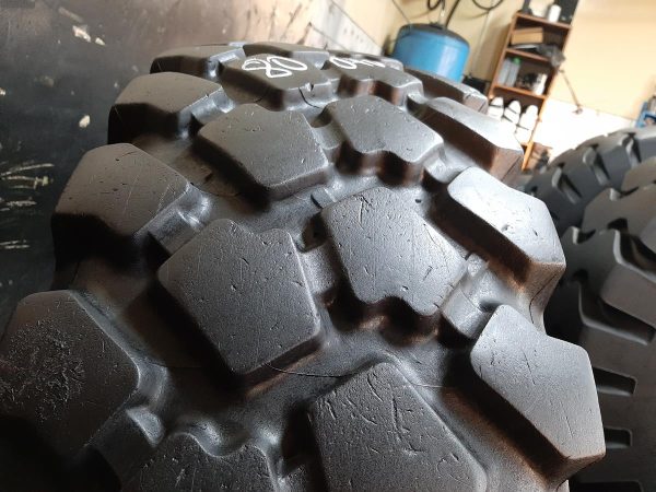 Opona używana przemysłowa 14.00R20 MICHELIN XZL 800zł W4219 - obrazek 5