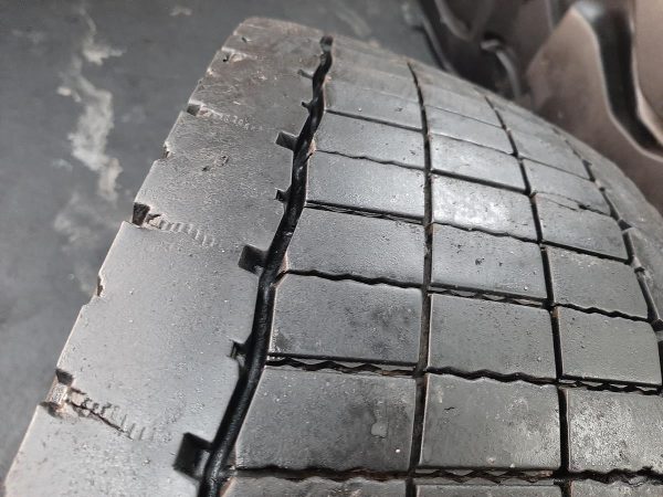 Opona używana ciężarowa 245/70R17.5 CONTINENTAL CONTI HYBRID LD3 C2400 - obrazek 6