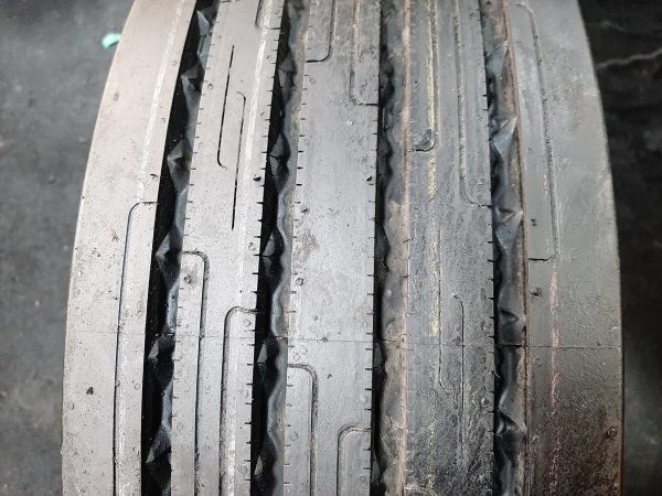 Opona używana ciężarowa 295/60R22.5 CONTINENTAL HSL2 700zł C2403 - obrazek 4