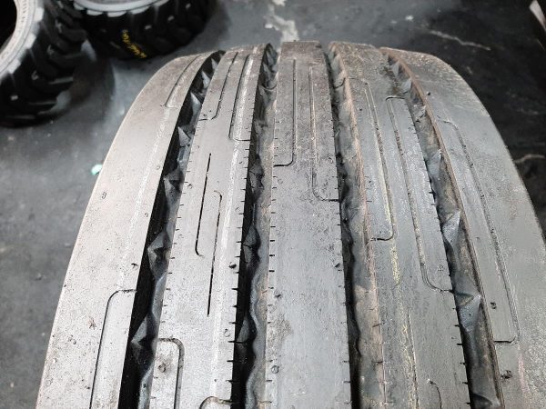 Opona używana ciężarowa 295/60R22.5 CONTINENTAL HSL2 700zł C2403 - obrazek 5
