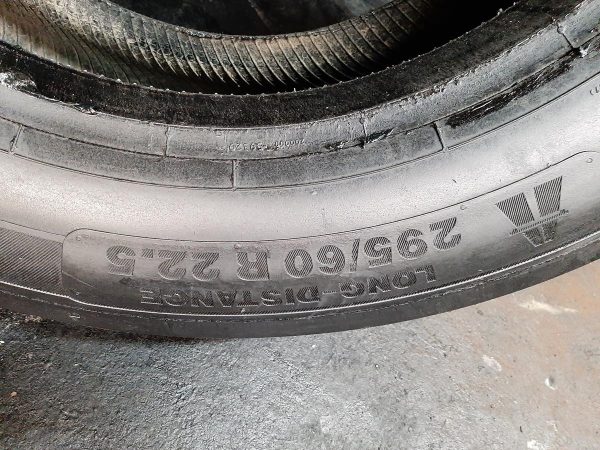 Opona używana ciężarowa 295/60R22.5 CONTINENTAL HSL2 700zł C2403 - obrazek 3