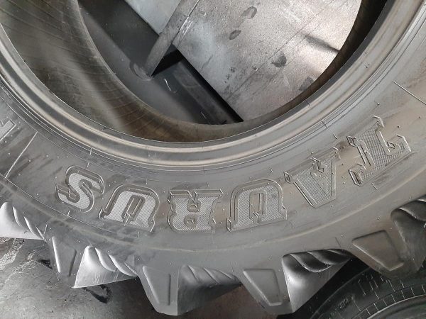 Opona używana rolnicza 16.9-30 TAURUS POINT S 1500zł W4223 - obrazek 9