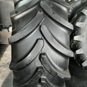 Opona używana rolnicza 540/65R30 VREDESTEIN TRAXION 65 1500zł W4228