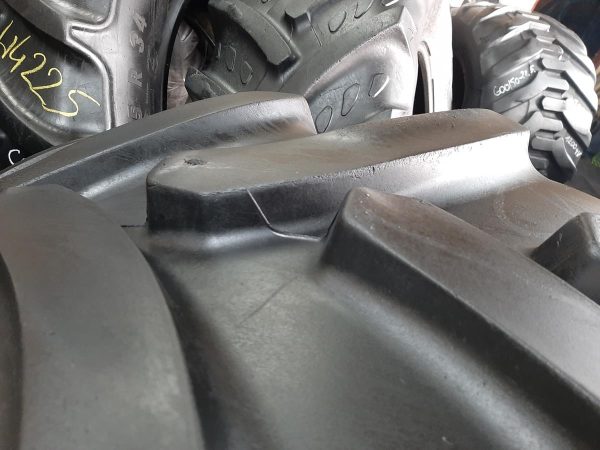 Opona używana rolnicza 540/65R30 VREDESTEIN TRAXION 65 1500zł W4228 - obrazek 15