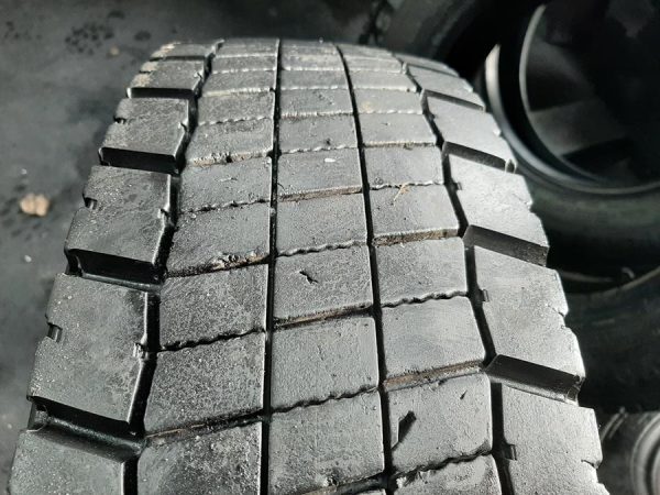 4x Opona używana ciężarowa 205/75R17.5 CONTINENTAL CONTI HYBRID LD3 300zł C2405 - obrazek 5