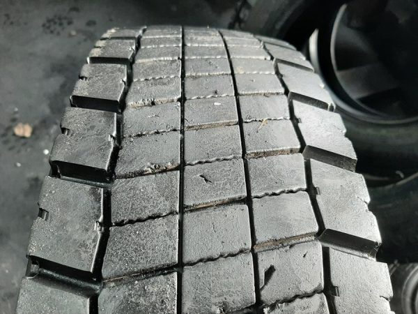 4x Opona używana ciężarowa 205/75R17.5 CONTINENTAL CONTI HYBRID LD3 300zł C2405 - obrazek 6