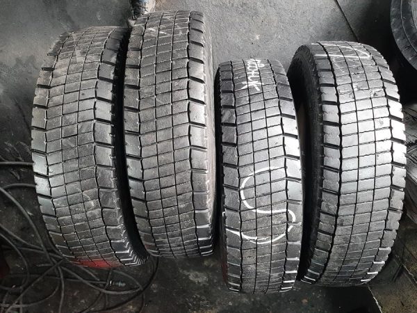 4x Opona używana ciężarowa 205/75R17.5 CONTINENTAL CONTI HYBRID LD3 300zł C2405