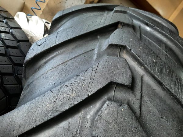 Opona używana przemysłowa 440/80R28 16.9R28 MICHELIN XHCL 1100zł W4232 - obrazek 5