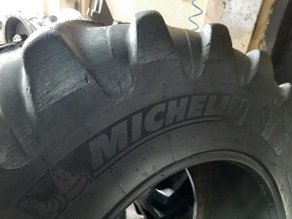 Opona używana przemysłowa 440/80R28 16.9R28 MICHELIN XHCL 1100zł W4232 - obrazek 10