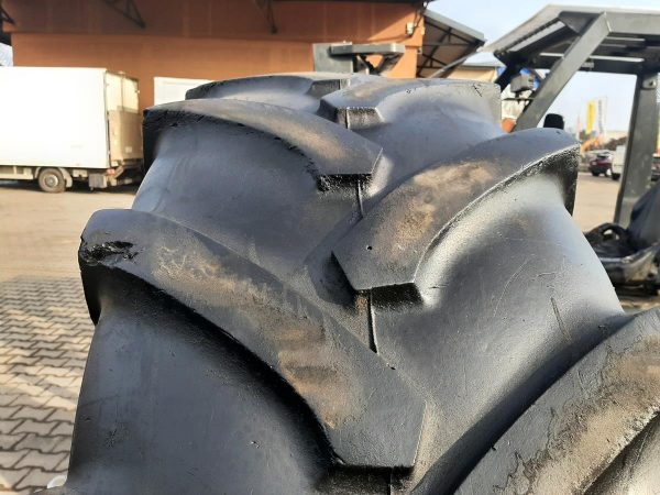 Opona używana rolnicza 520/70R38 MITAS RD02; 1200zł W4243 - obrazek 7