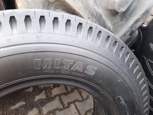 Opona używana rolnicza 8.25-20 8.25R20 MITAS NB60; 350zł W4247 - obrazek 13