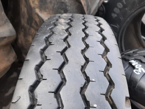 Opona używana rolnicza 8.25-20 8.25R20 MITAS NB60; 350zł W4247 - obrazek 4